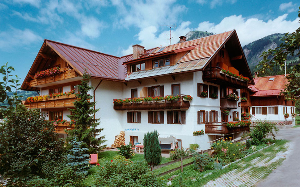 Grüß Gott im Haus Anneliese in Bad Hindelang im Allgäu.